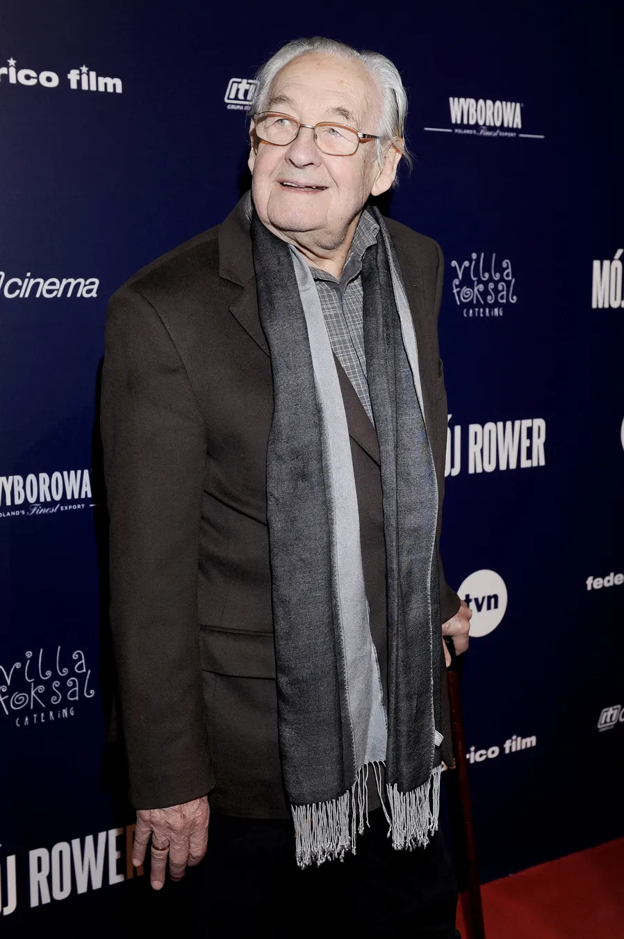 4274857-andrzej-wajda.jpg