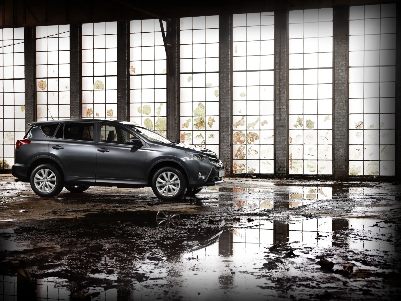 4340295-rav-4-2013-5.jpg