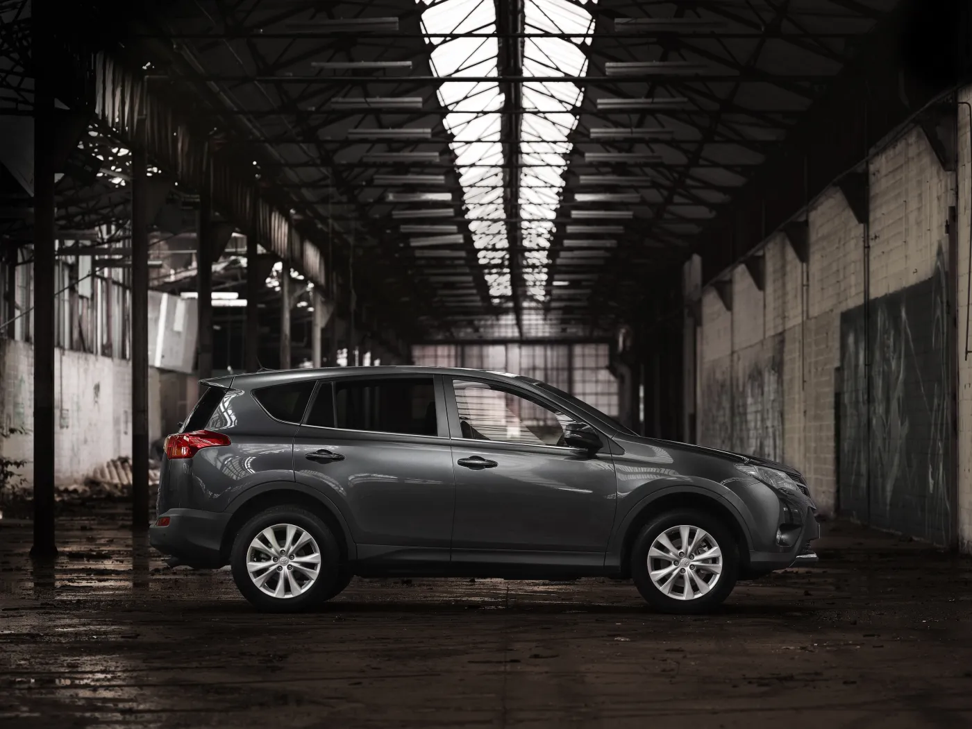 4340324-rav-4-2013-6.jpg