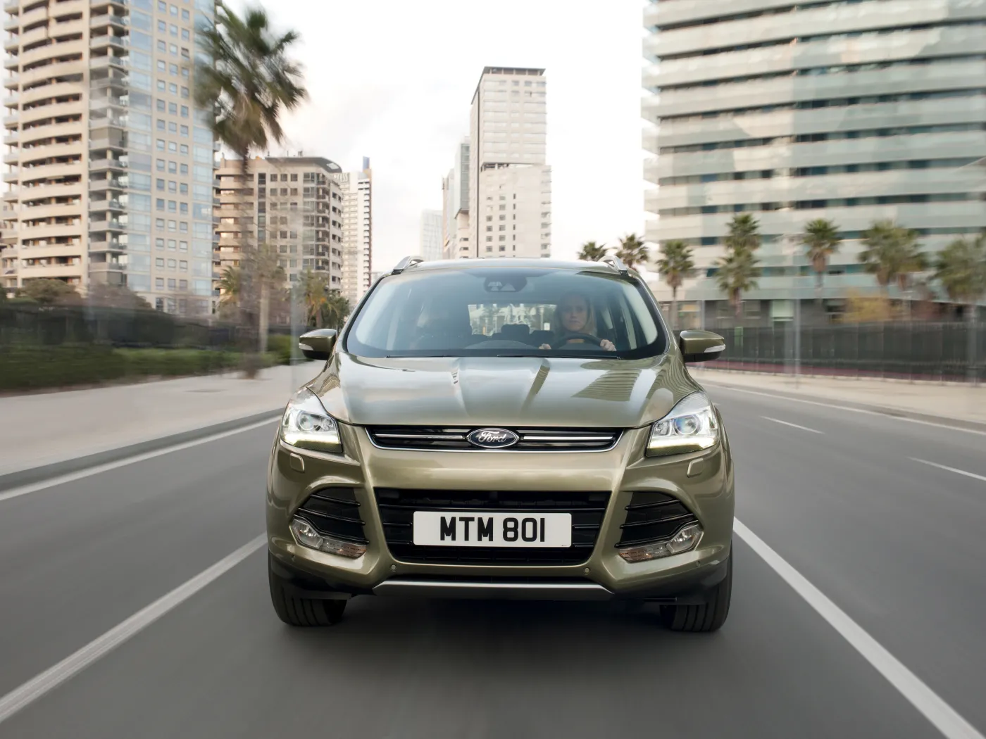 4361579-ford-kuga-006.jpg