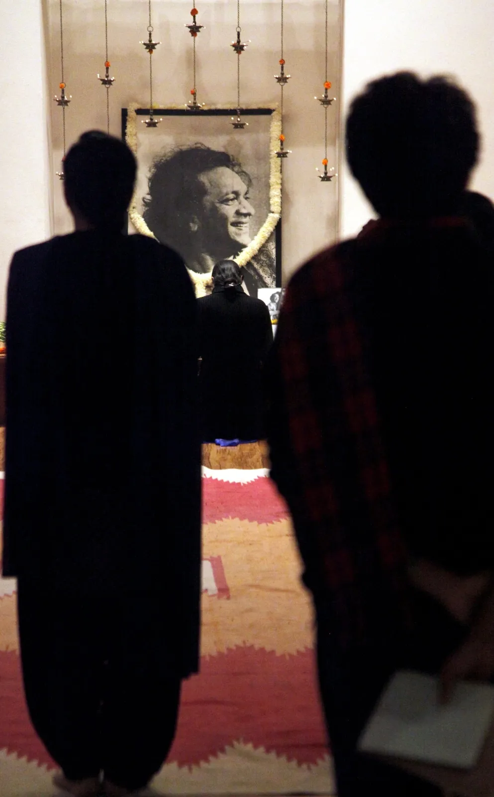 4392869-ravi-shankar.jpg