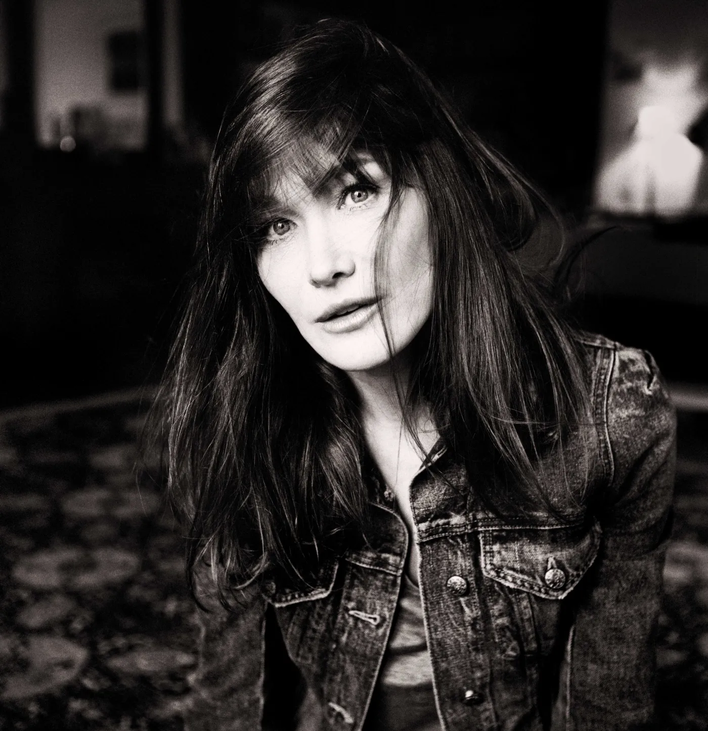 4812474-carla-bruni.jpg
