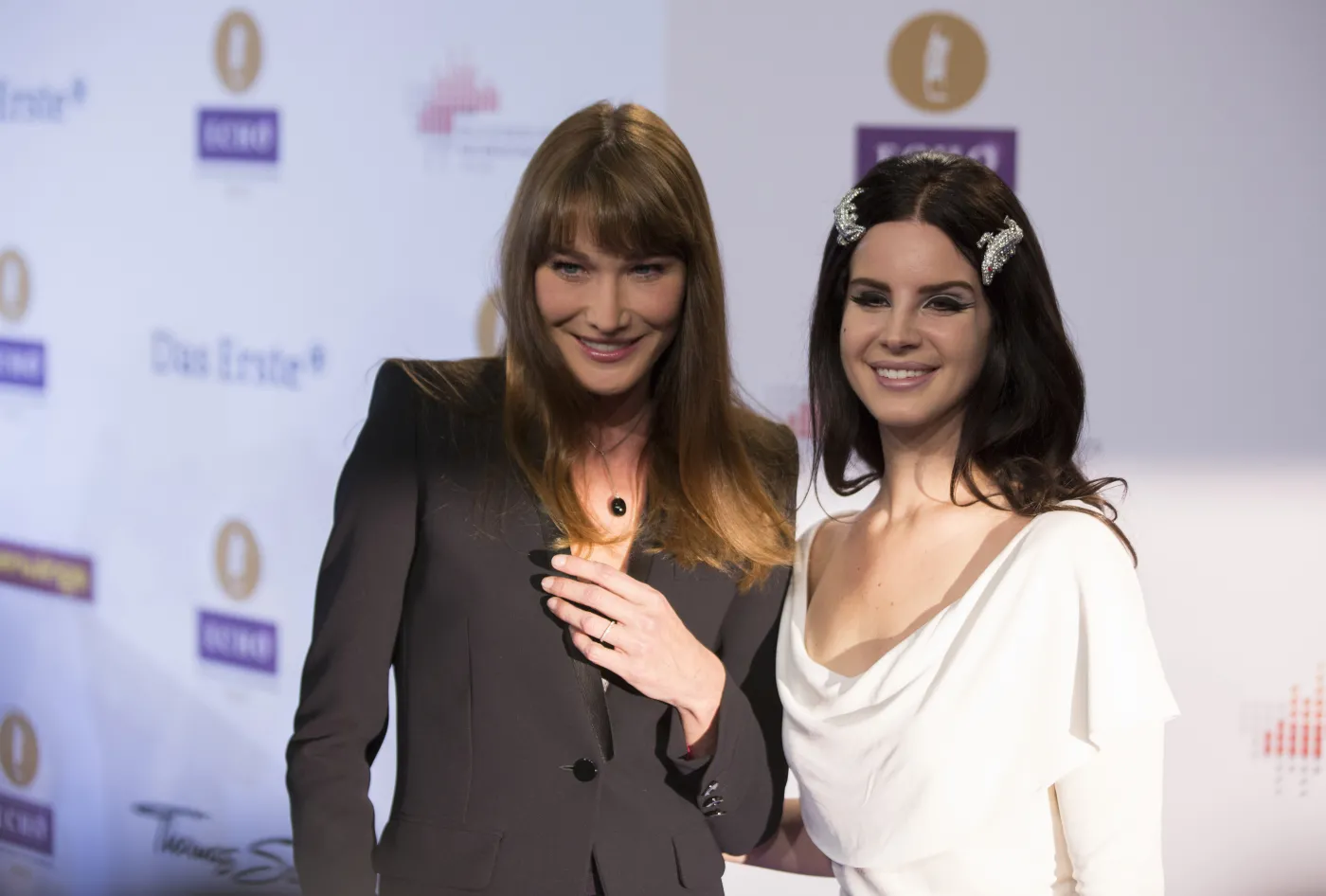 4812647-carla-bruni.jpg