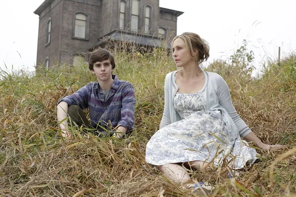 4842978-bates-motel.jpg