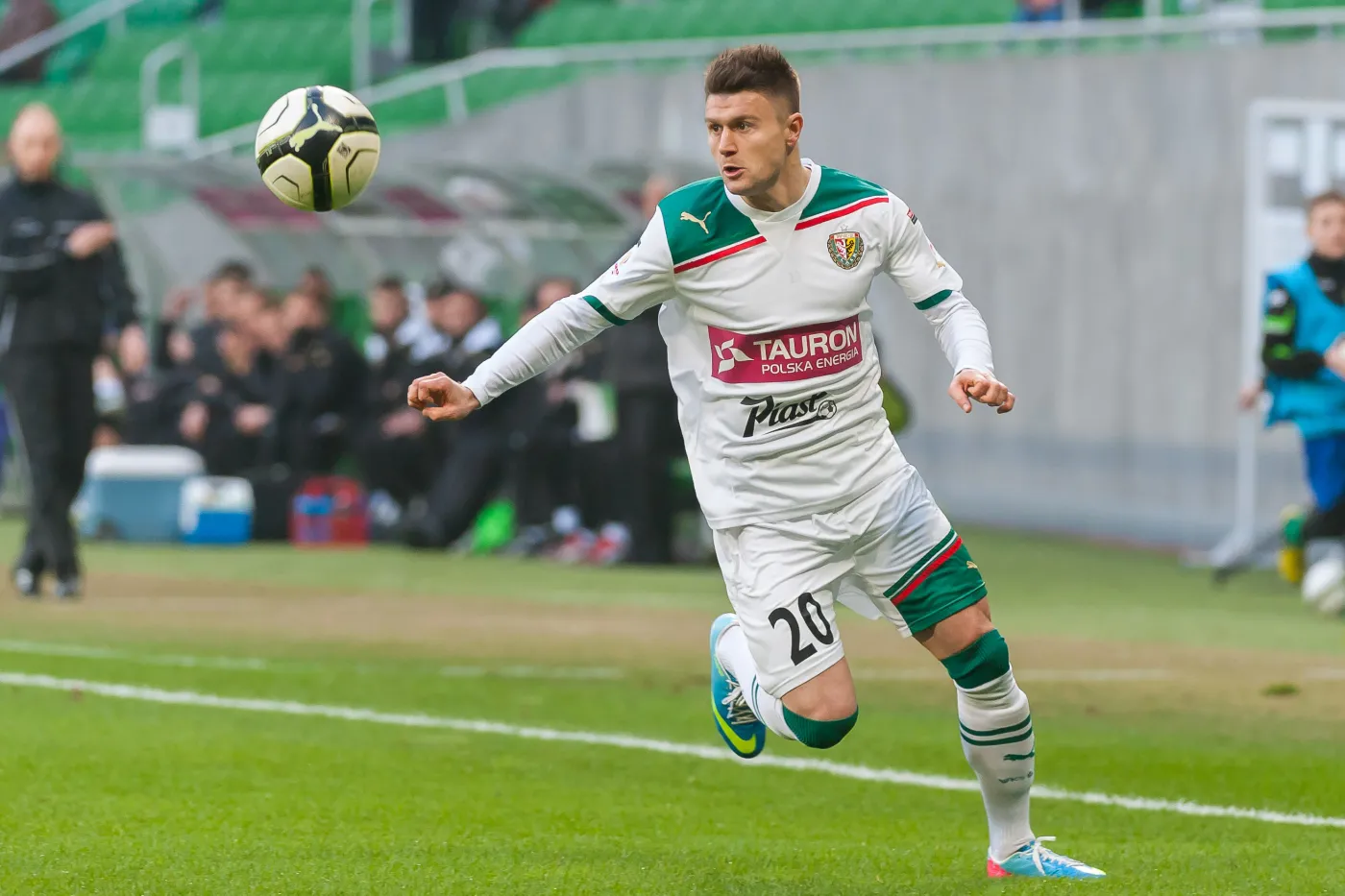 Piotr Ćwielong