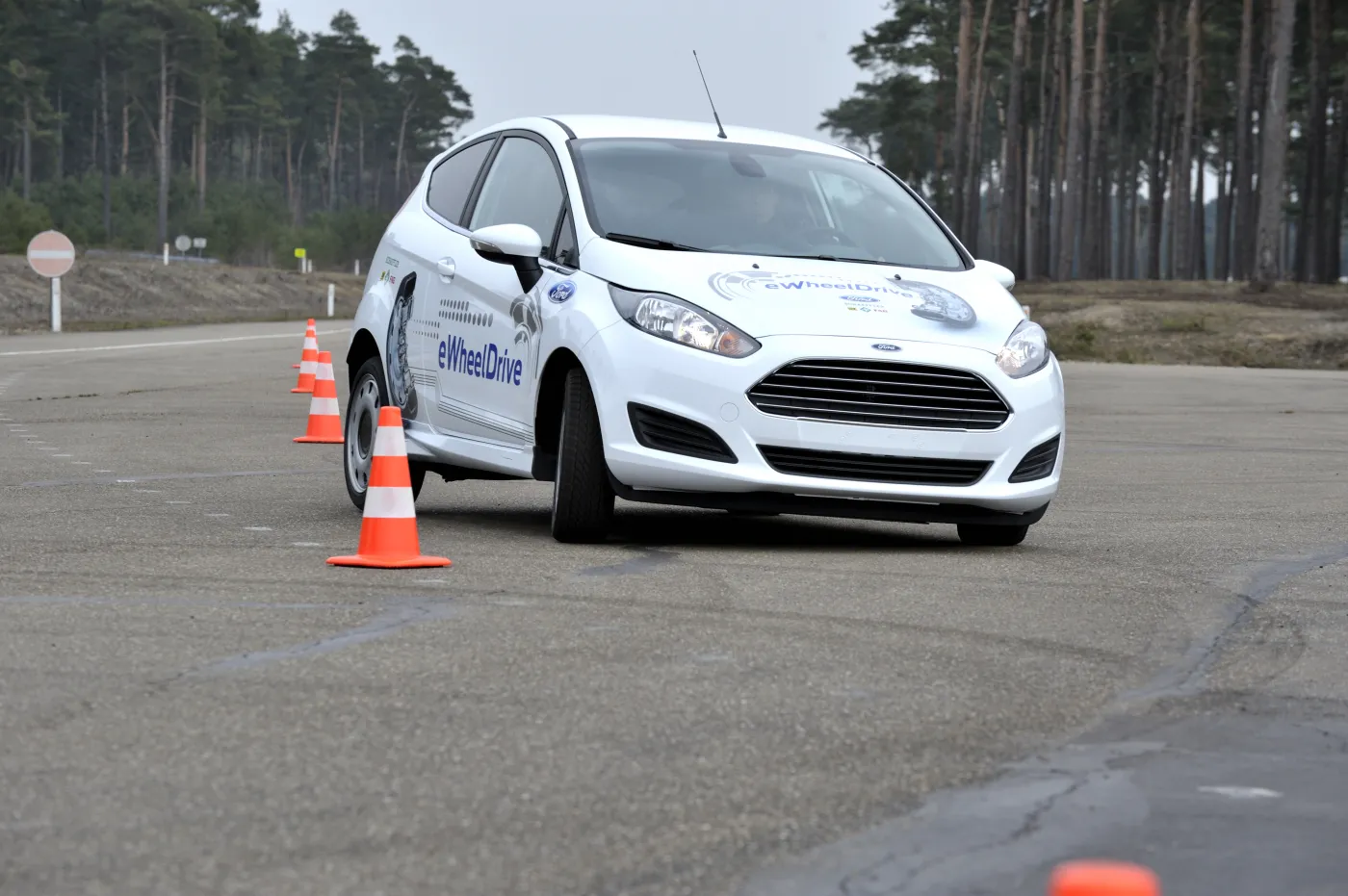 4934831-ford-ewd-04.jpg