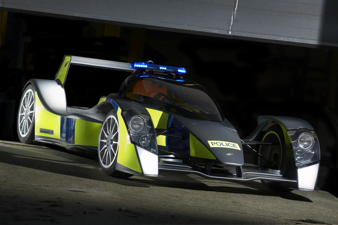4939524-011107mph07.jpg