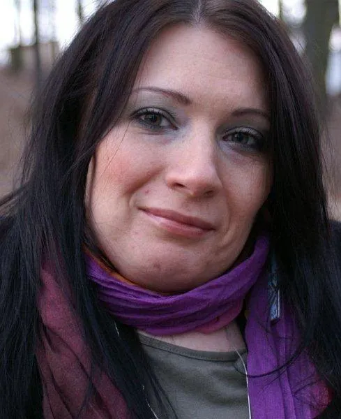 4948422-julieta-grande.jpg
