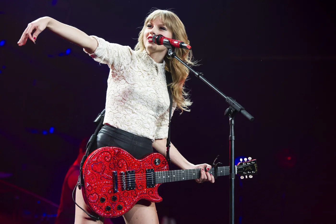 4949532-taylor-swift.jpg