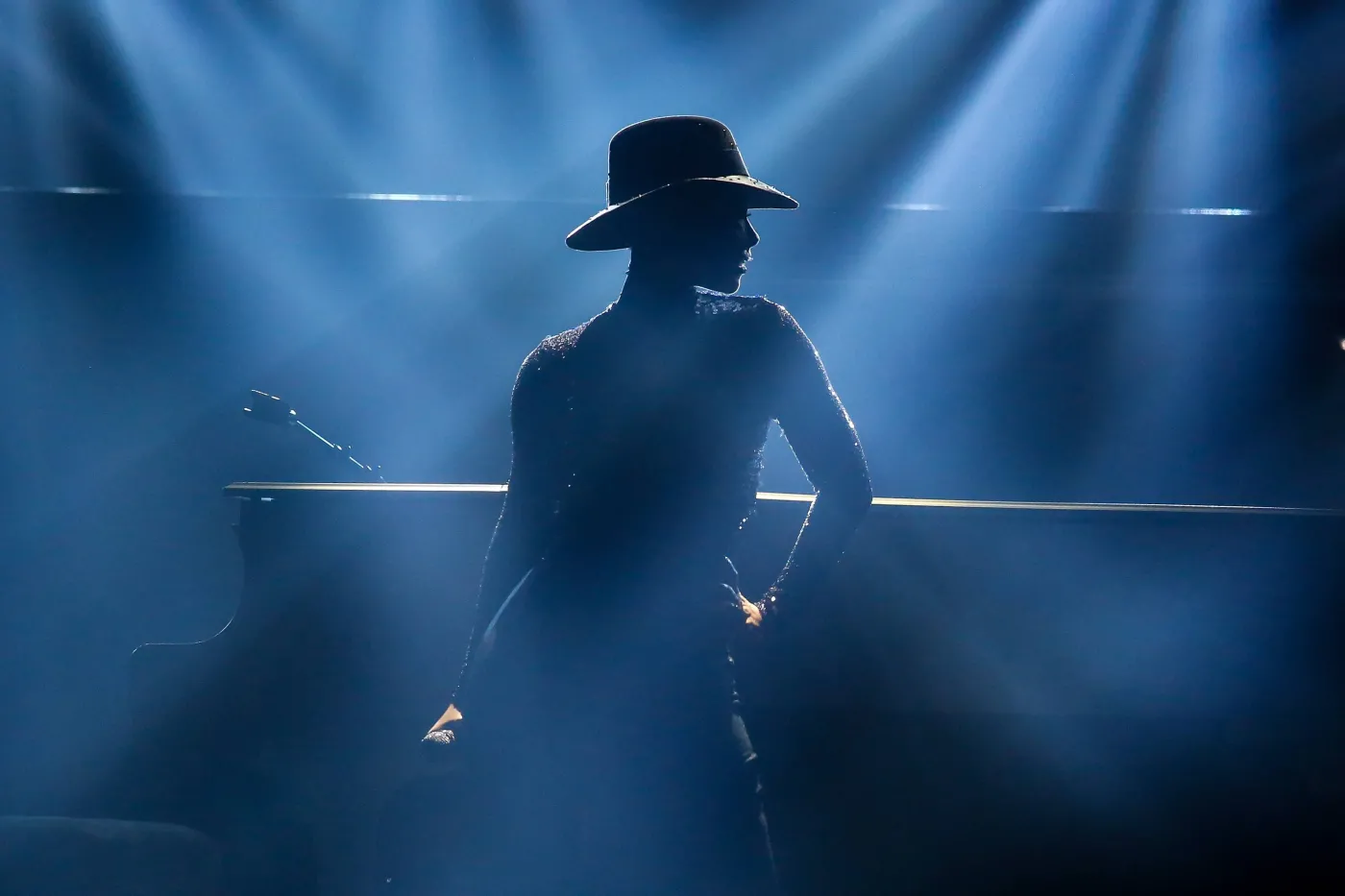4981813-alicia-keys.jpg