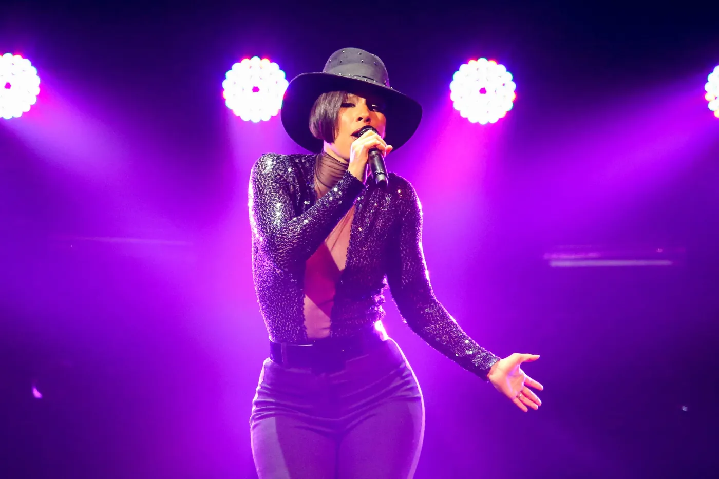 4981842-alicia-keys.jpg