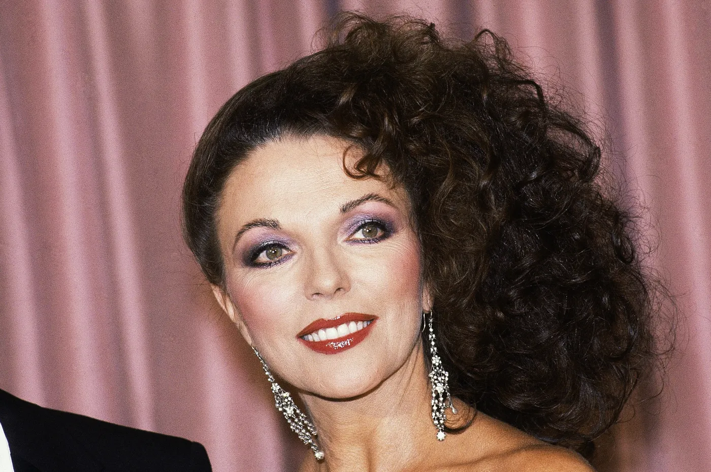 5005128-joan-collins.jpg