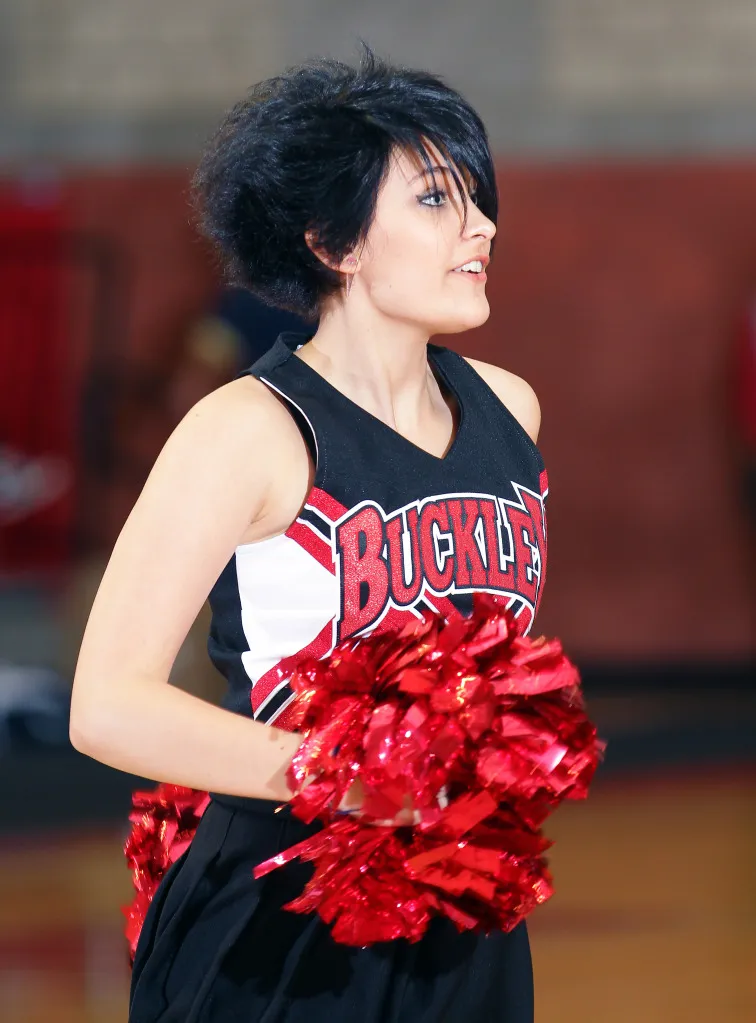 5055458-paris-jackson.jpg