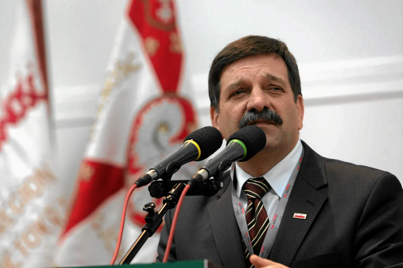 5058967-janusz-sniadek.jpg