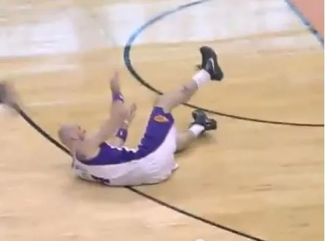 Gortat nagle padł na parkiet. Dramatyczna sytuacja Polaka. WIDEO