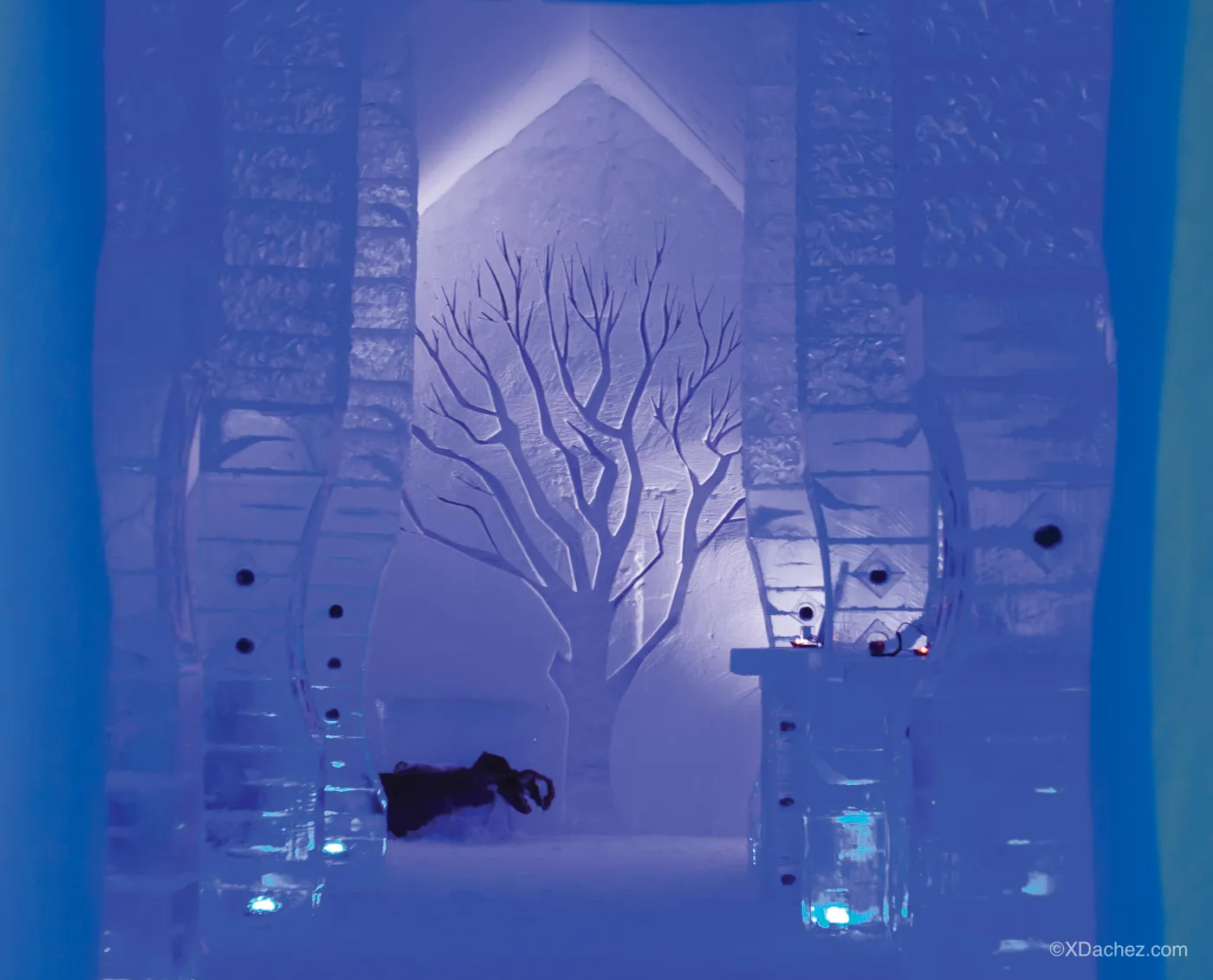 4711044-hotel-de-glace.jpg