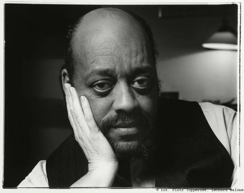 4729413-leonard-malone.jpg