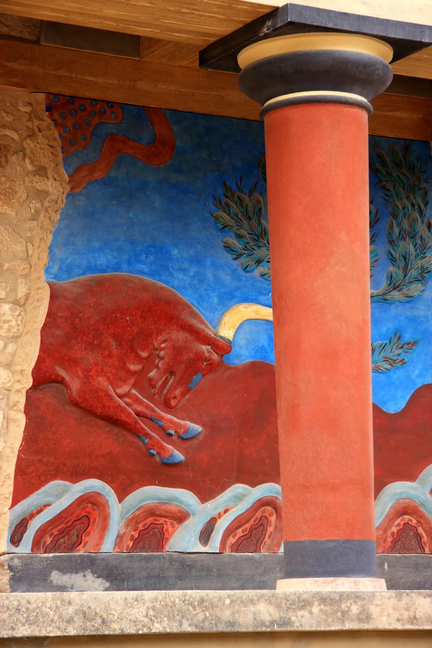 4704057-knossos-kreta.jpg