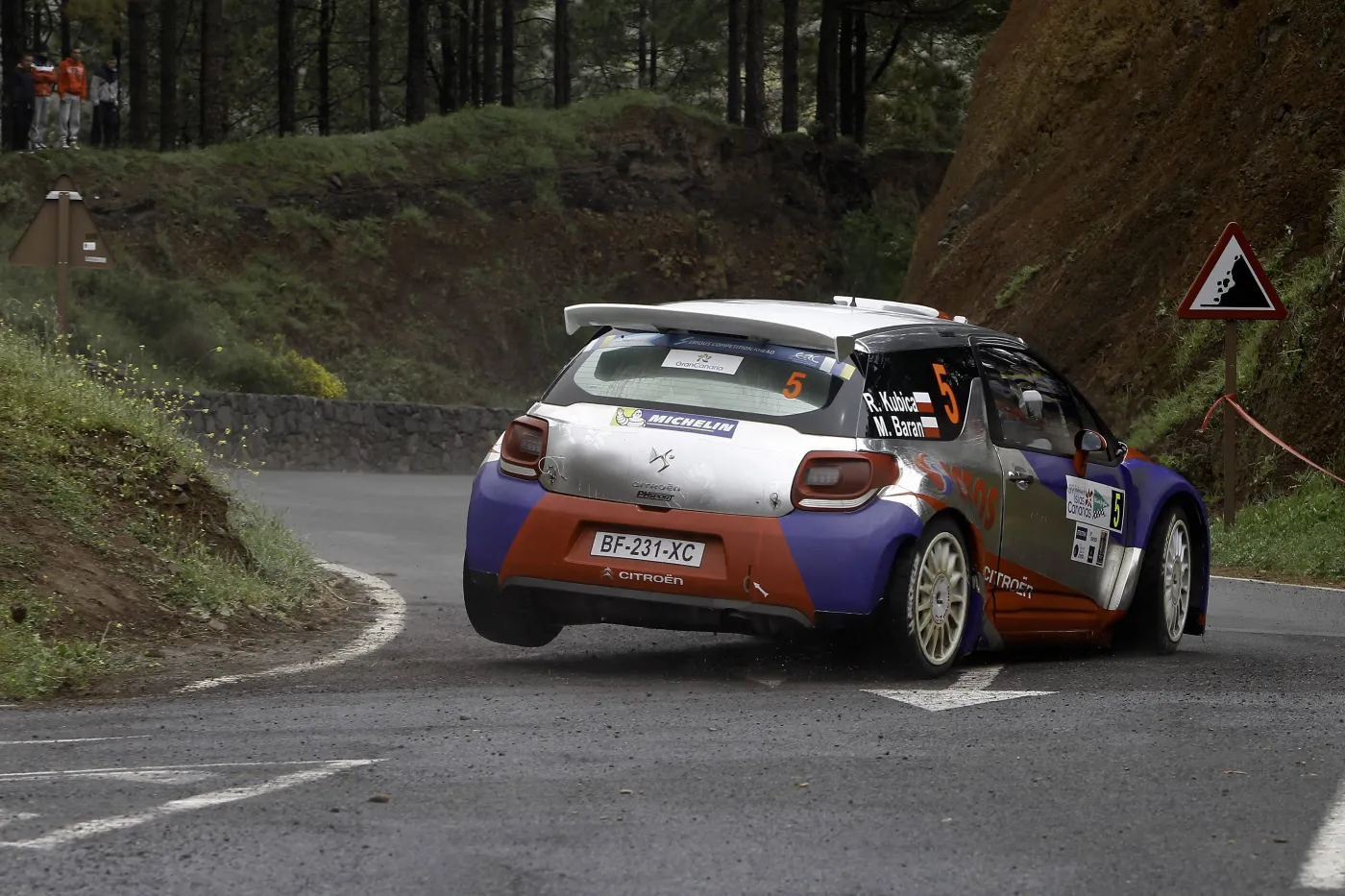 Tak Robert Kubica rozbił auto. Zobacz, jak wypadł z trasy. WIDEO