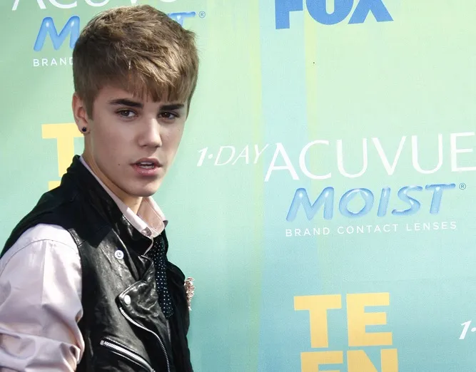 4771302-justin-bieber.jpg