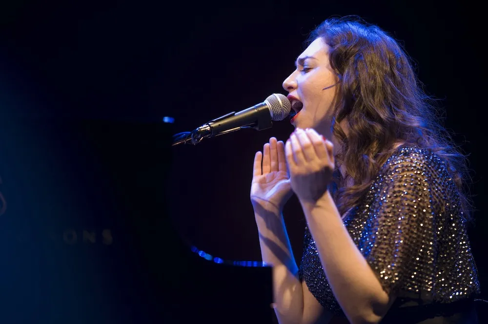5280894-regina-spektor.jpg
