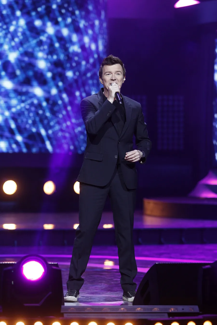 5334363-rick-astley.jpg