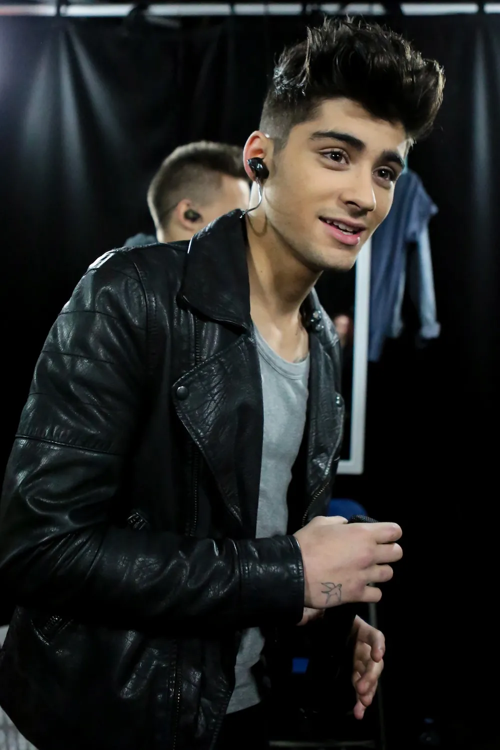 5350508-one-direction.jpg