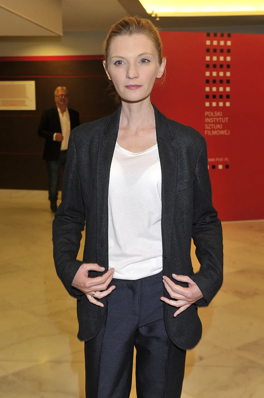 5399727-agata-buzek.jpg