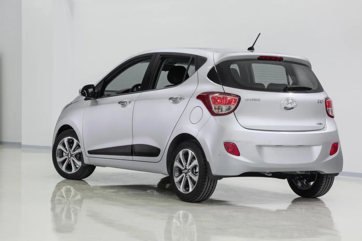 5416150-hyundai-i10.jpg