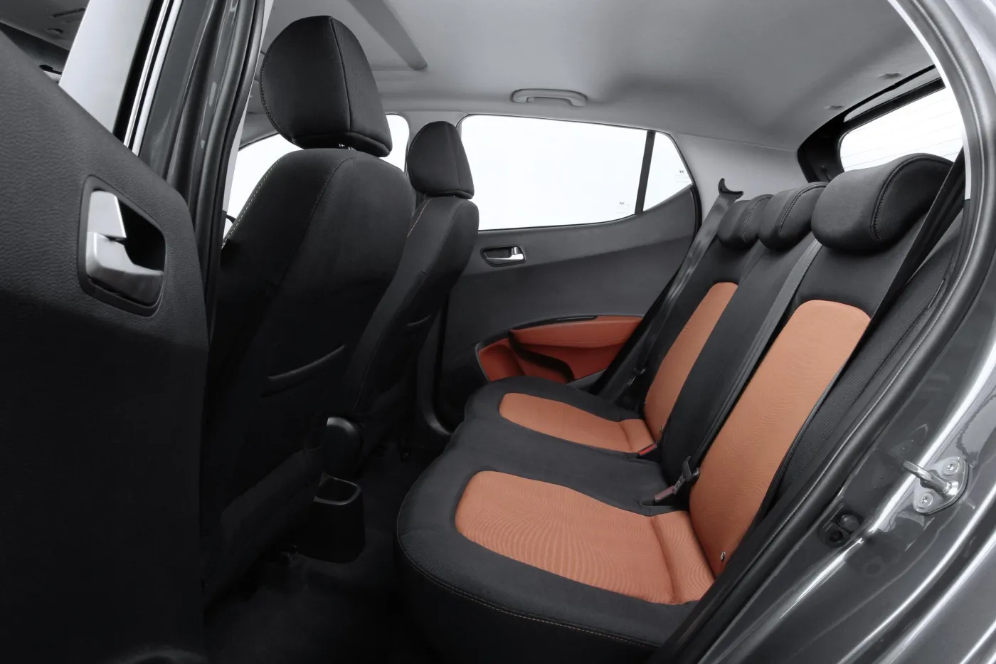 5416208-hyundai-i10.jpg