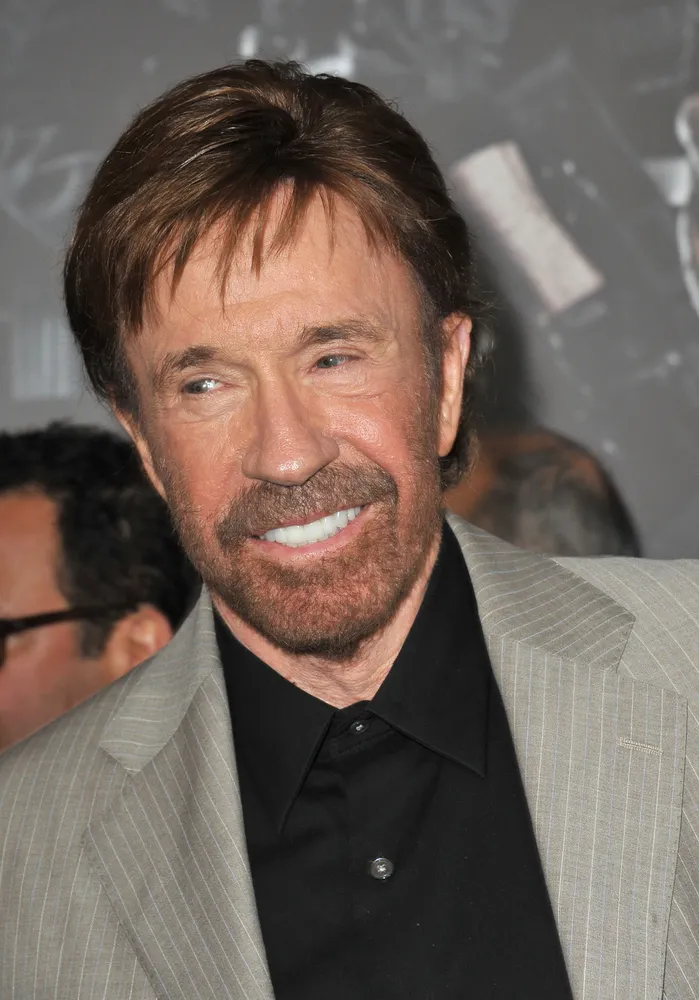5424303-chuck-norris.jpg