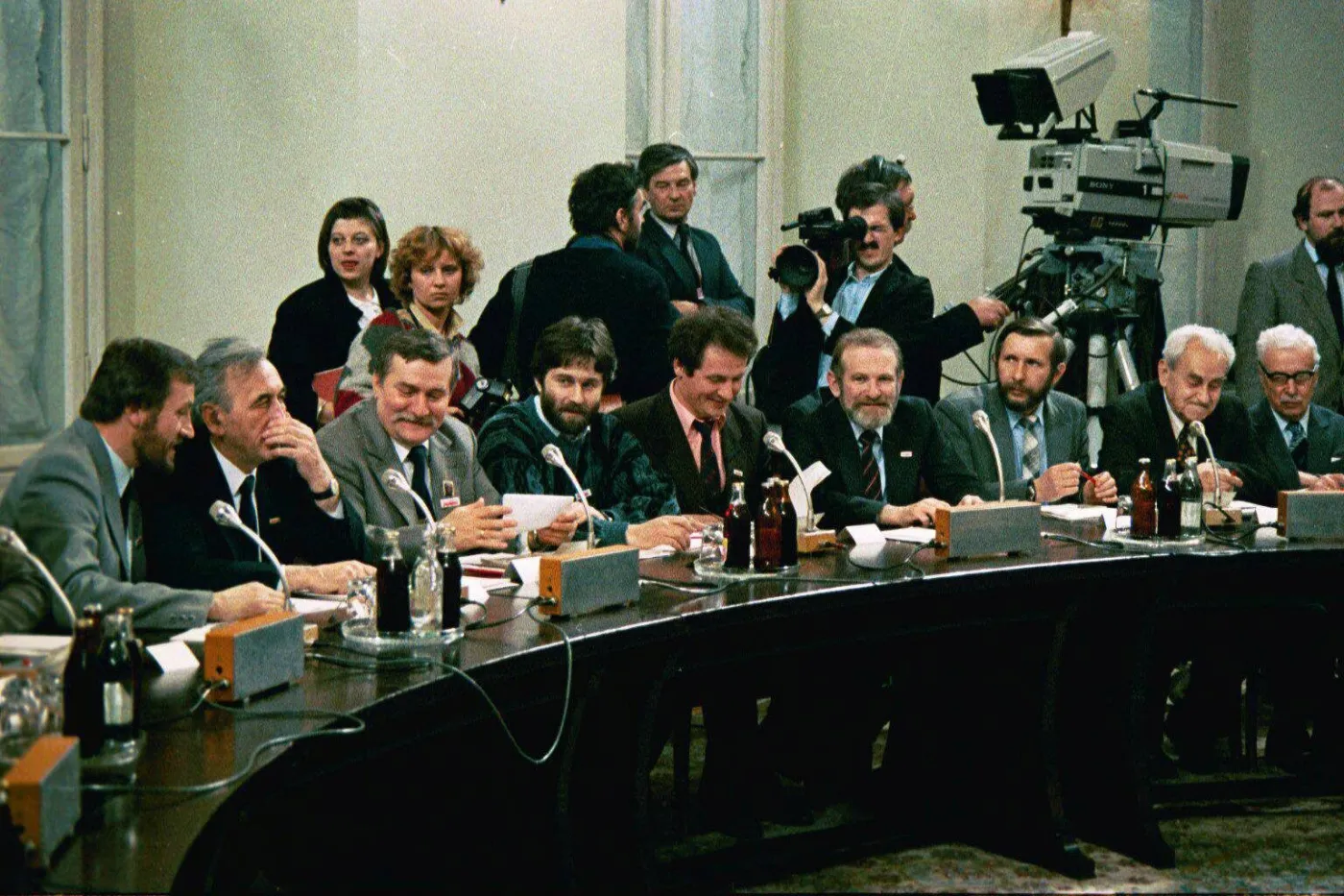 5461881-lech-walesa.jpg