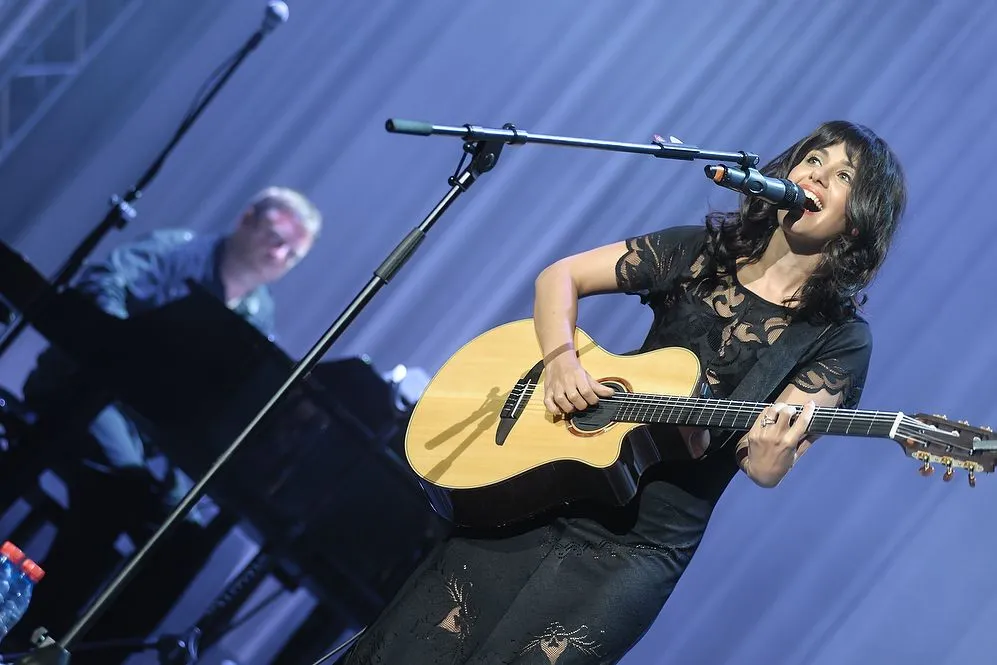 5097430-katie-melua.jpg