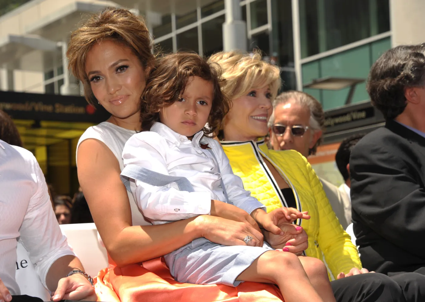 5115547-jennifer-lopez.jpg