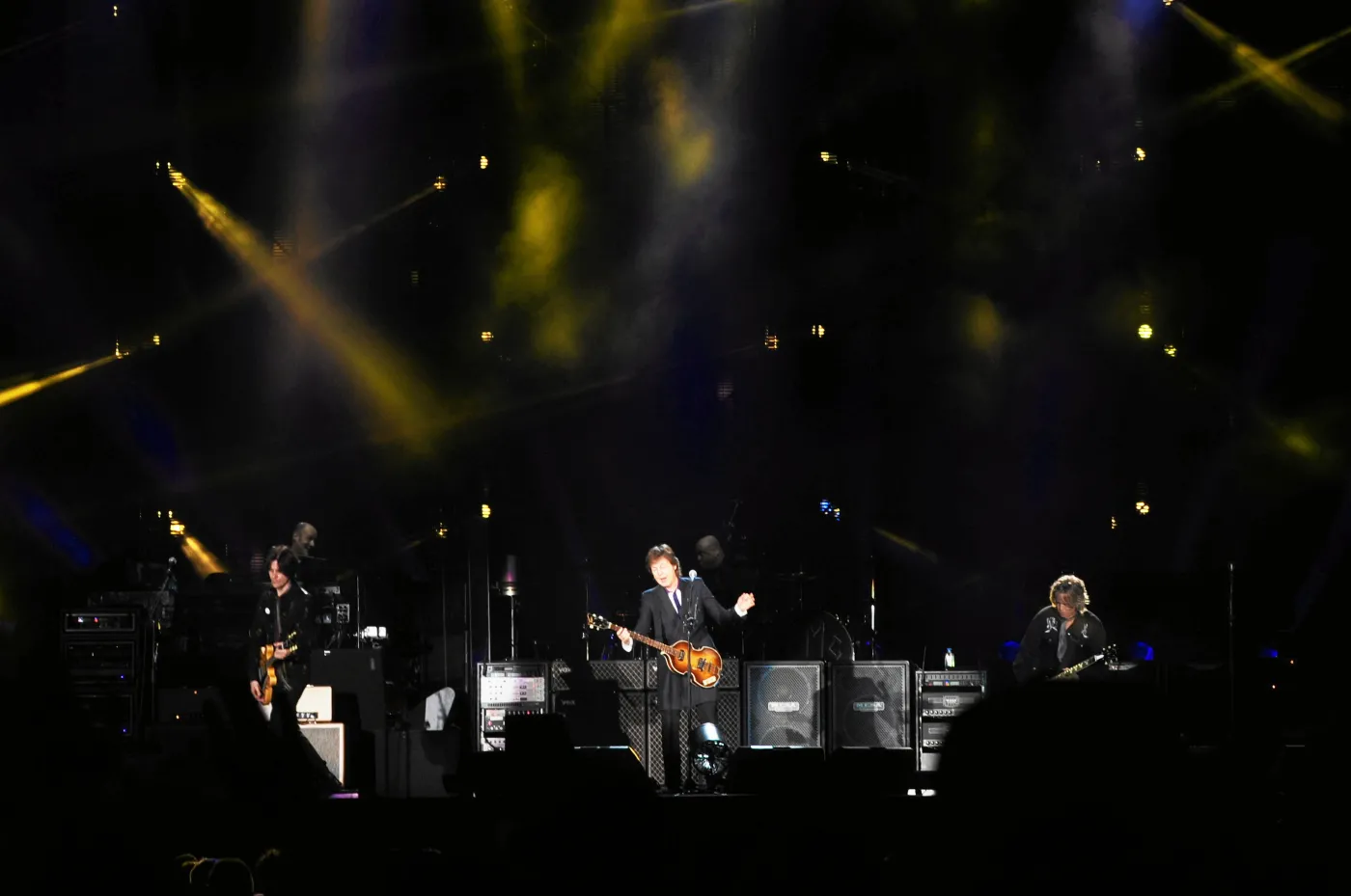 5118442-paul-mccartney.jpg