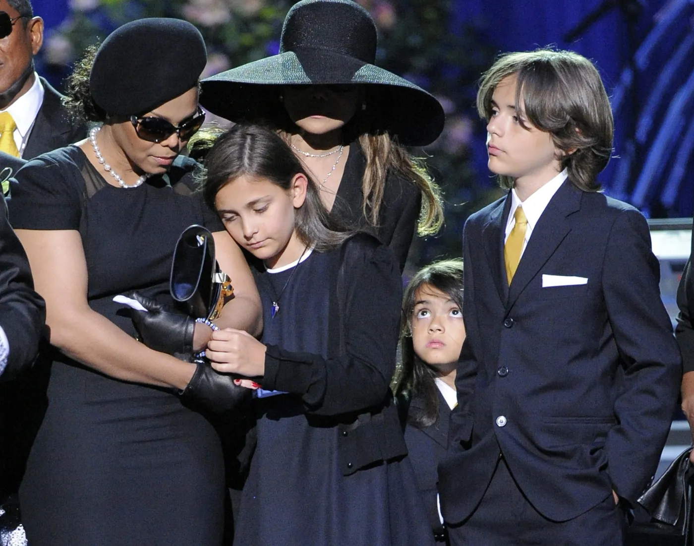 5055343-paris-jackson.jpg