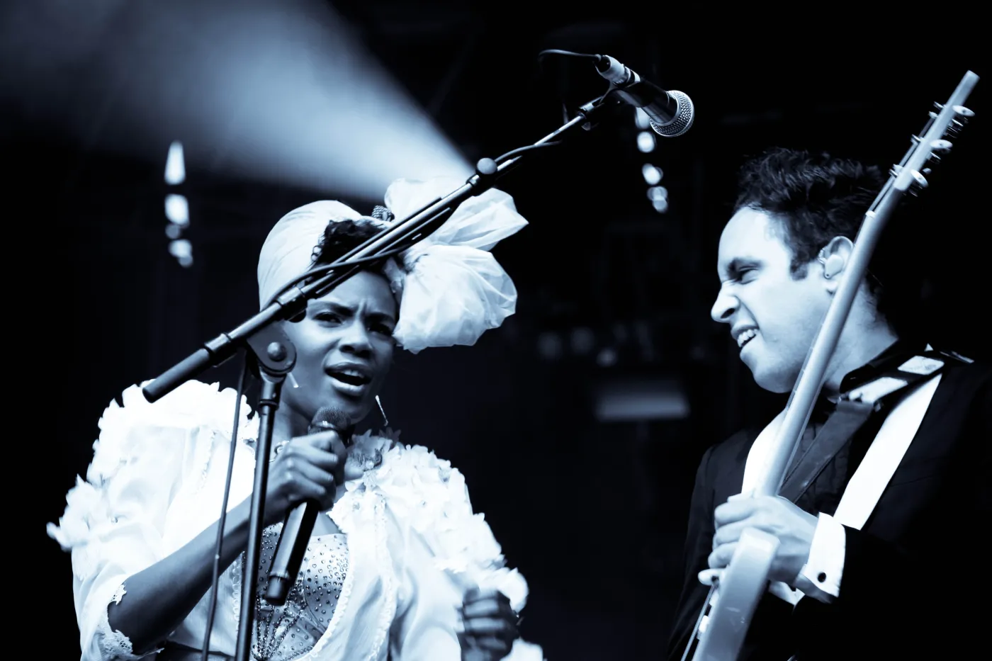 5136221-the-noisettes.jpg