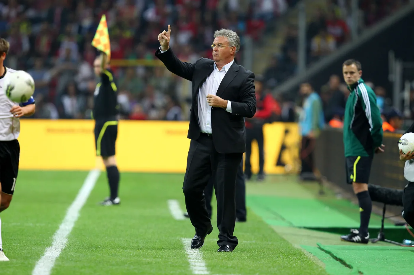 Guus Hiddink odszedł z Anży Machaczkała