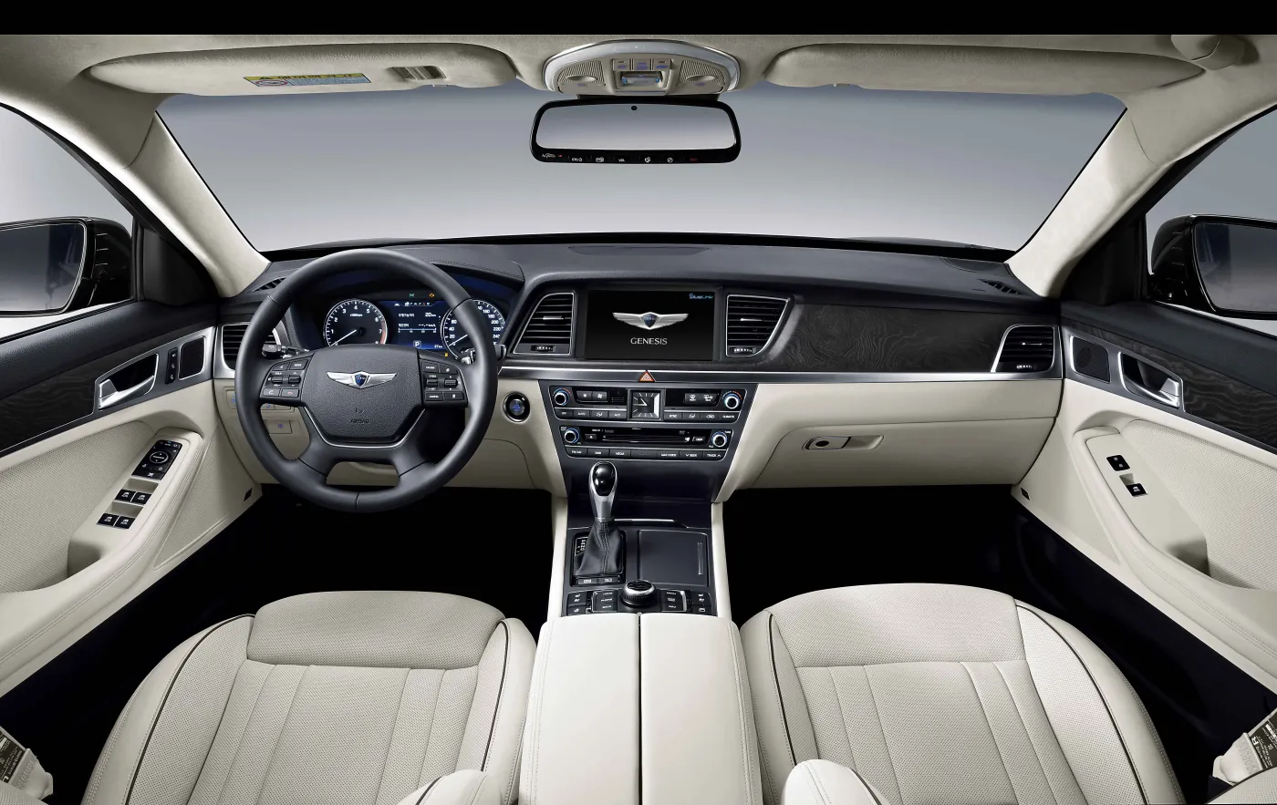 5698649-dh-interior.jpg