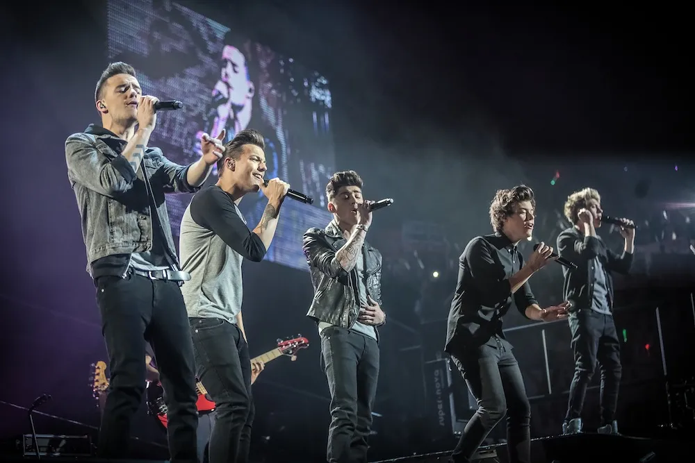 5350537-one-direction.jpg