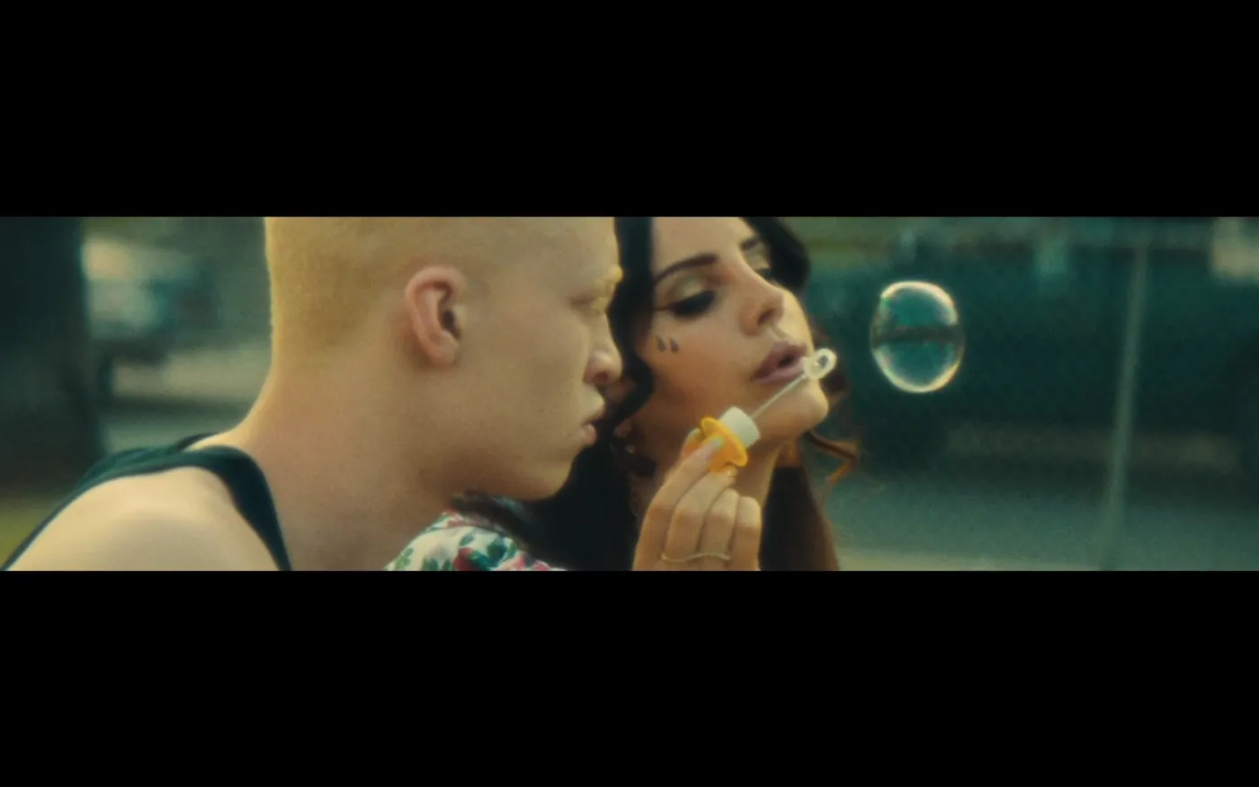 5713999-lana-del-rey.jpg