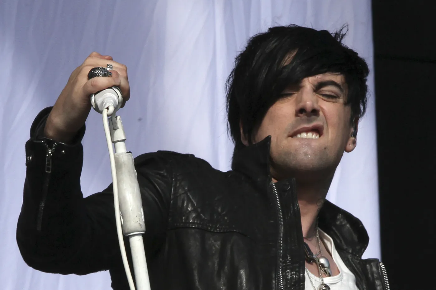 5742033-ian-watkins.jpg