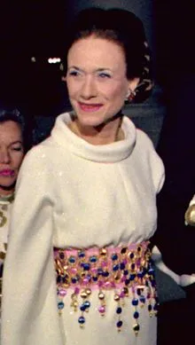 5792454-wallis-simpson.jpg