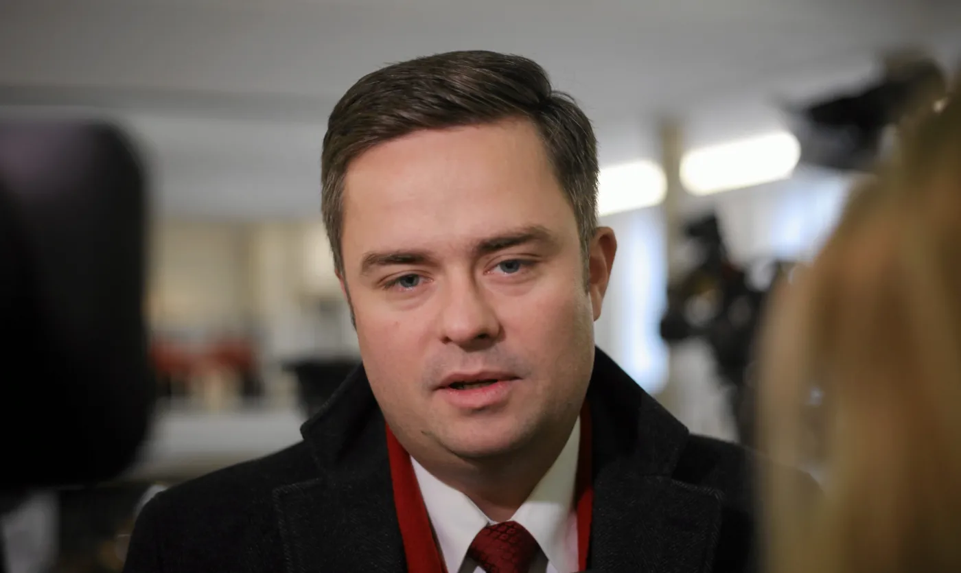 Adam Hofman
