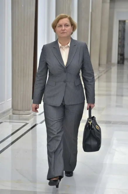 5820034-anna-fotyga.jpg