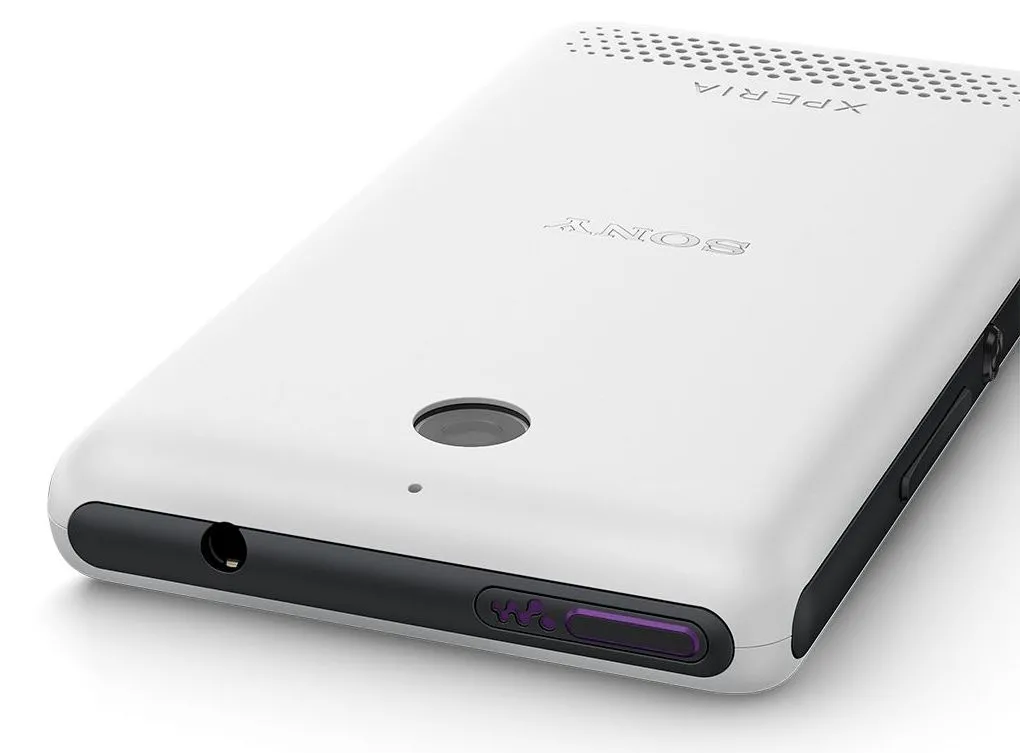 5834550-sony-xperia-e1.jpg
