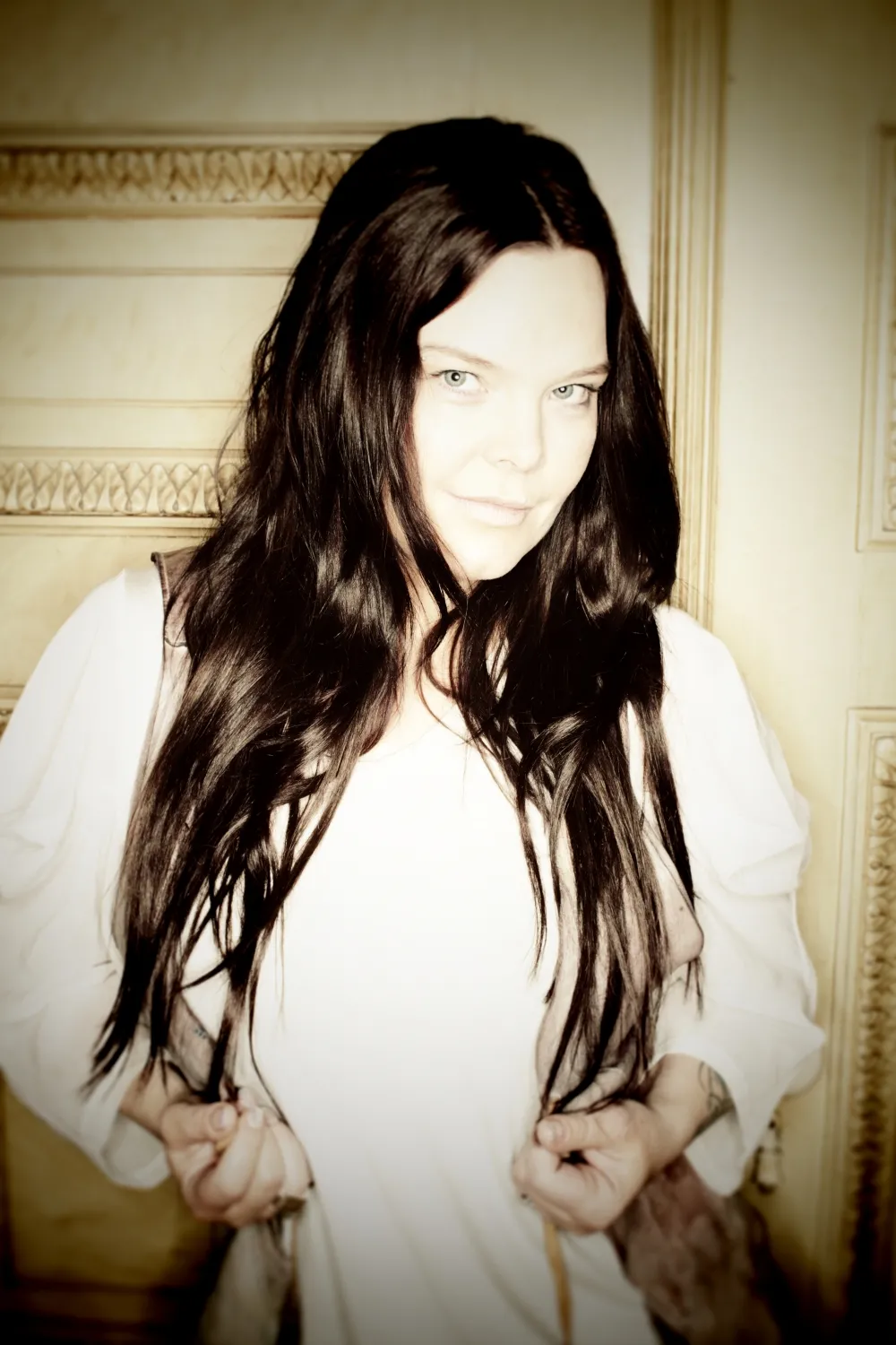5895478-anette-olzon.jpg