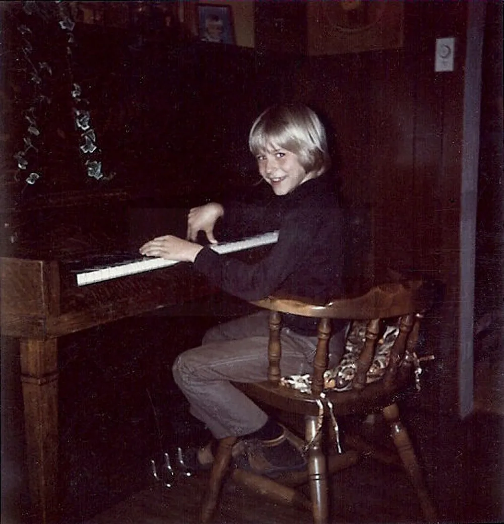 5498586-kurt-cobain.jpg