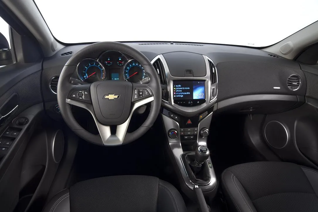 4146600-interior-1-m.jpg