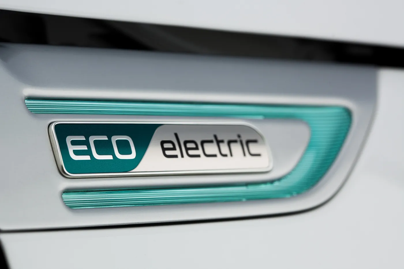5622755-kia-soul-ev-15.jpg